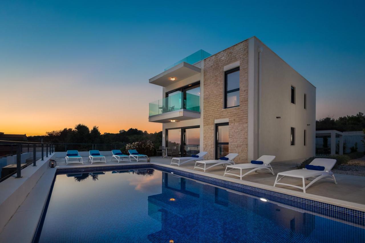 Sun Resort Apartments Zečevo 外观 照片