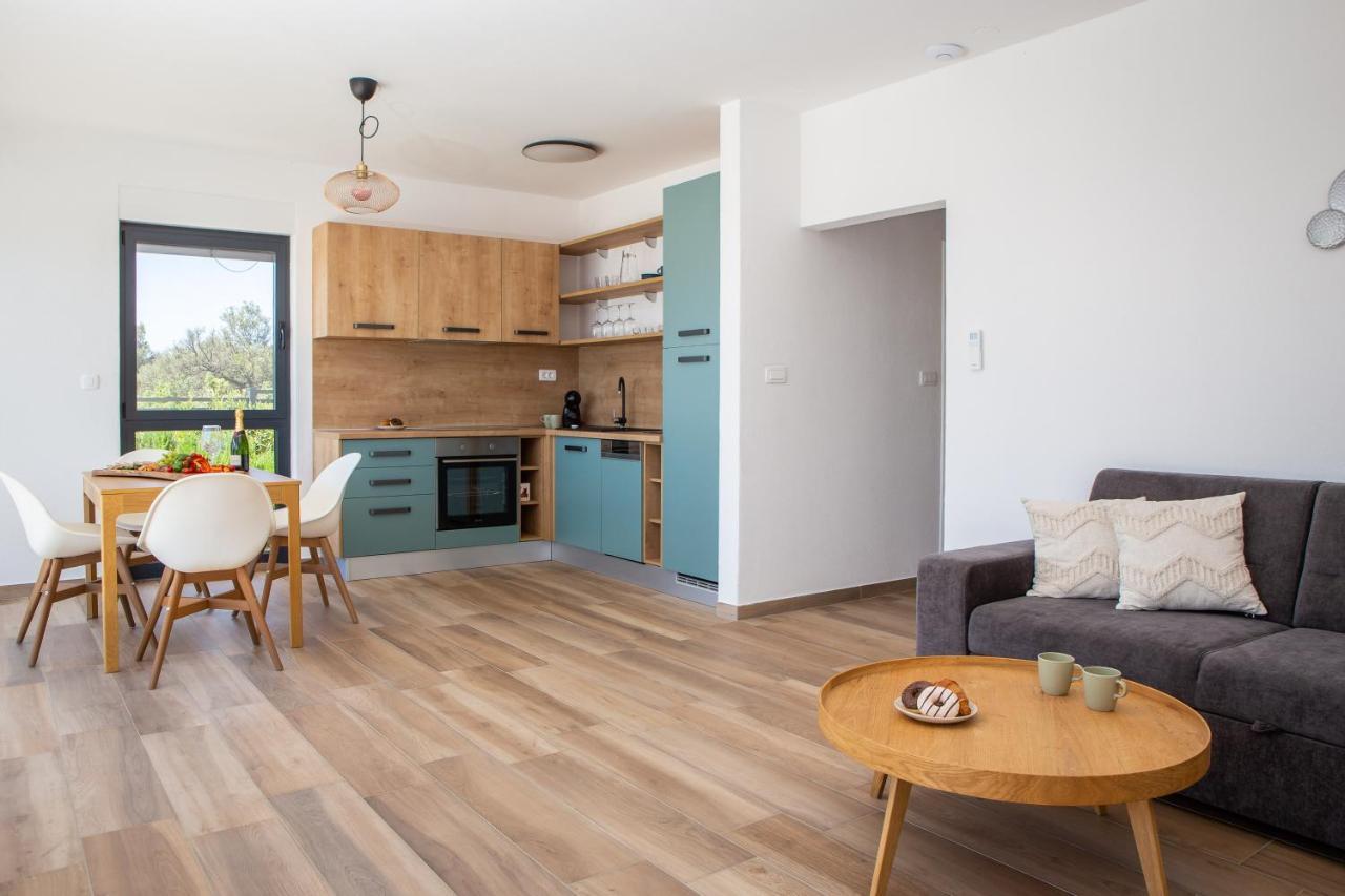 Sun Resort Apartments Zečevo 外观 照片