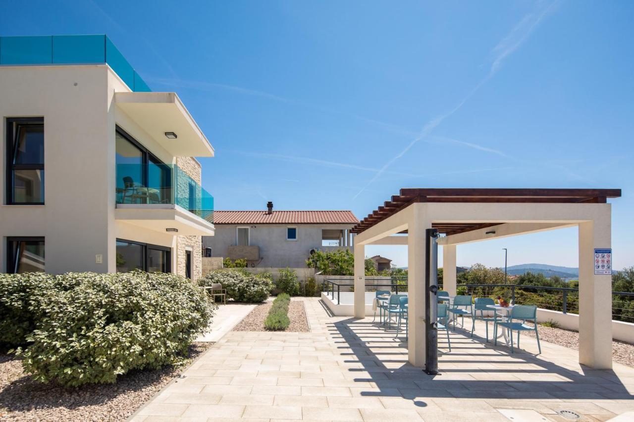 Sun Resort Apartments Zečevo 外观 照片