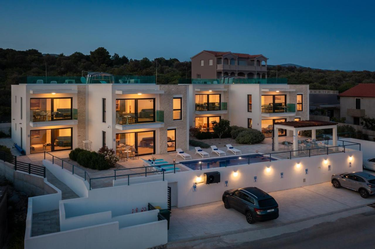 Sun Resort Apartments Zečevo 外观 照片