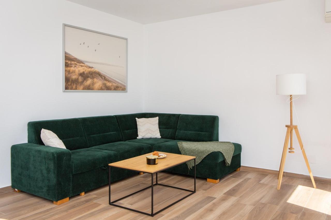 Sun Resort Apartments Zečevo 外观 照片