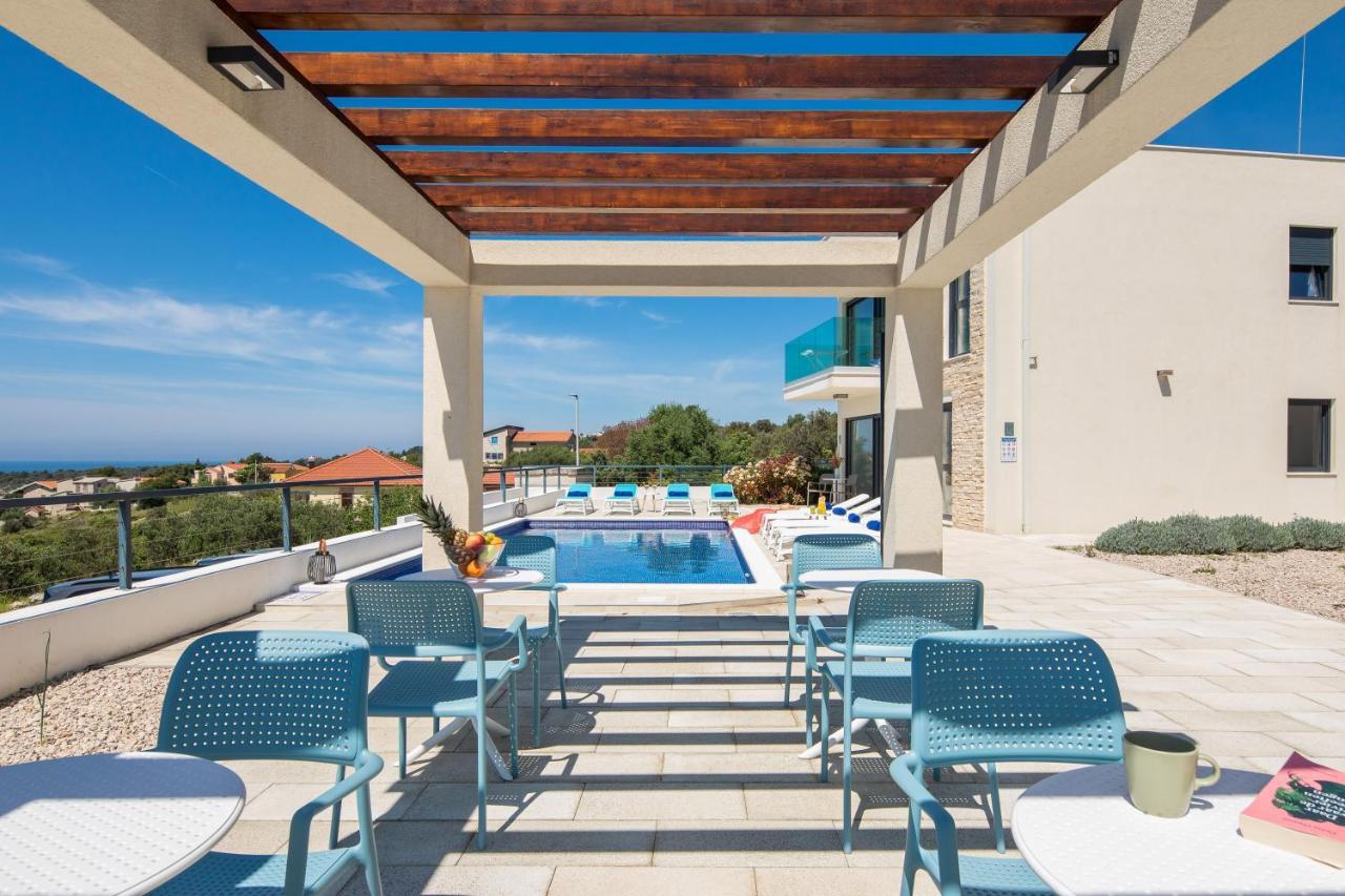 Sun Resort Apartments Zečevo 外观 照片